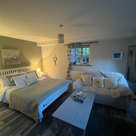 Pear Tree Cottage Shrewsbury Exteriör bild