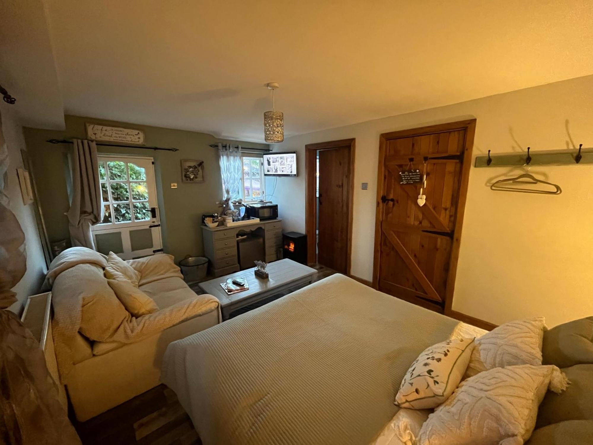 Pear Tree Cottage Shrewsbury Exteriör bild